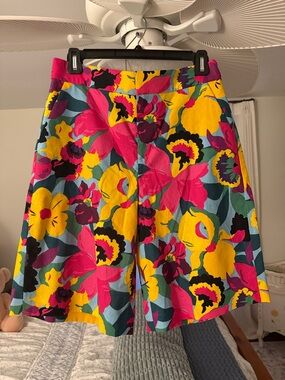 Kate Spade New York Floral Bermuda Shorts Size Small NWT Bright Multicolor